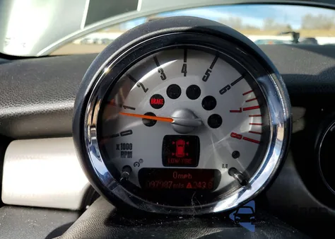 2009 Mini Cooper S Clubman z USA, uszkodzony, nr VIN WMWMM33509TP72456